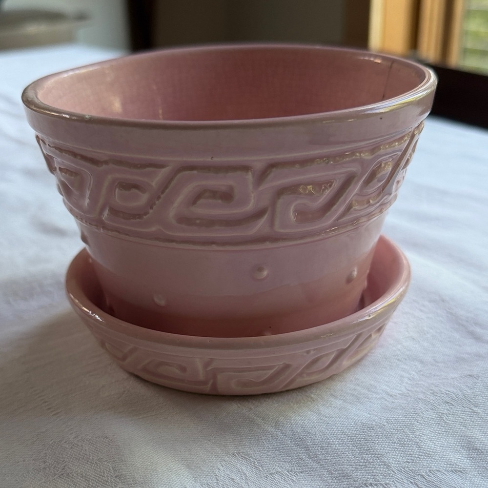 McCoy old vintage Pink Glazed Ceramic Planter with Saucer